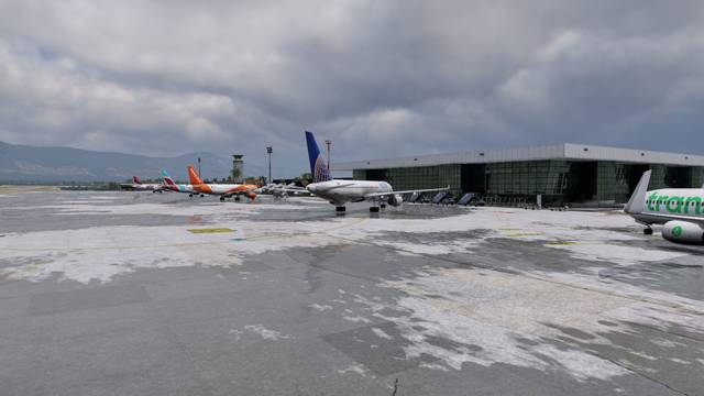 Airport Split XP