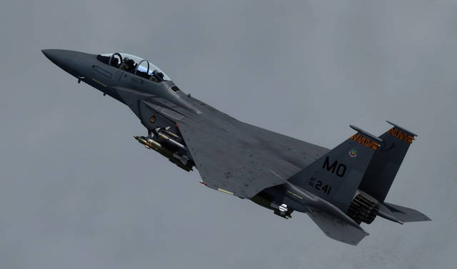 DC Designs F-15 C, E & I Eagle (for P3D v1-v3 & FSX)