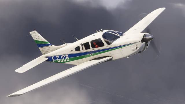 PA-28R Arrow III & Turbo Arrow III/IV Bundle (MSFS)