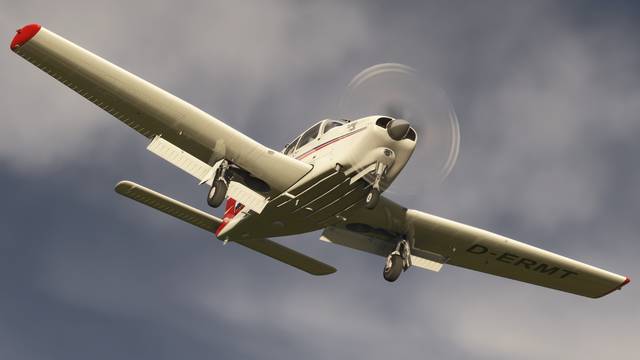 PA-28R Arrow III & Turbo Arrow III/IV Bundle (MSFS)