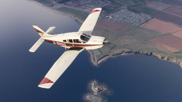 PA-28R Arrow III & Turbo Arrow III/IV Bundle (MSFS)